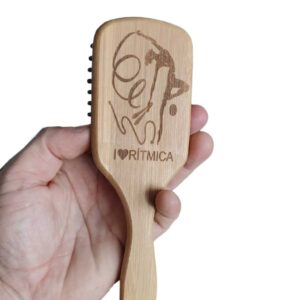 Cepillo de bambú personalizado