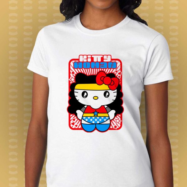 Camiseta-Hello-kitty-wonder-woman